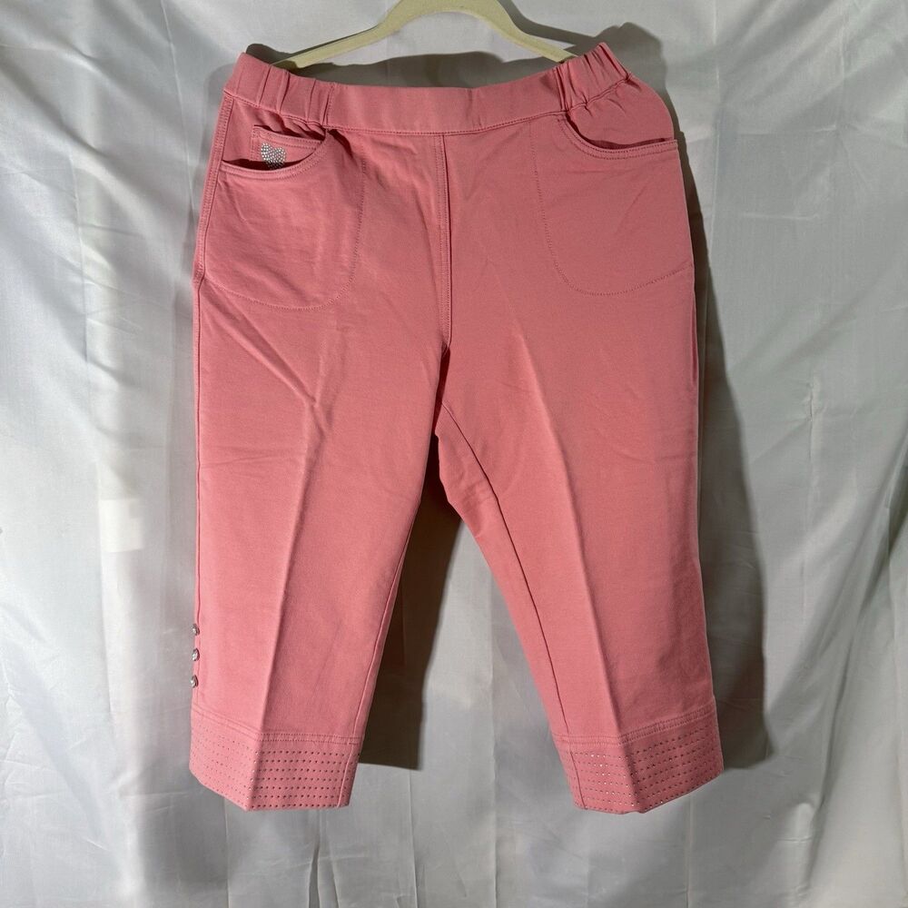 DreamJeannes By Quacker Factory Capri Pants M Pink Pull On Rhinestone Stretch